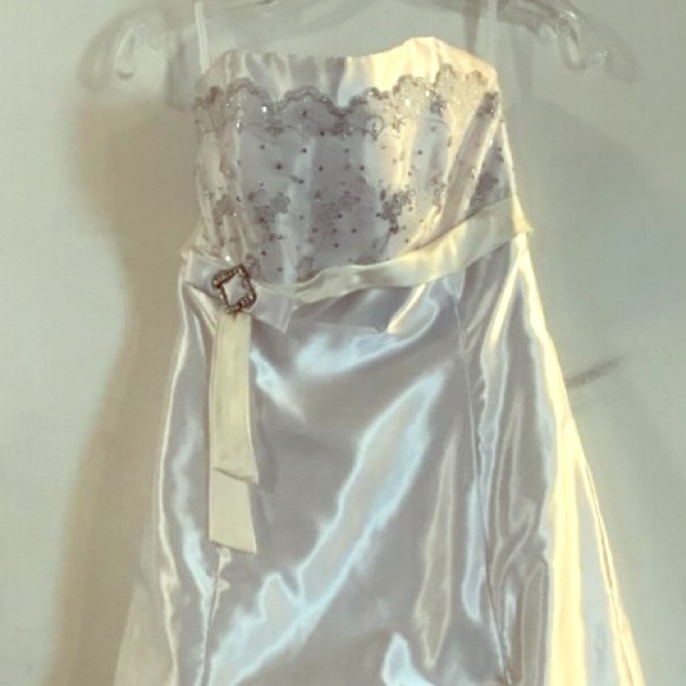Jessica Mclintock White Gown